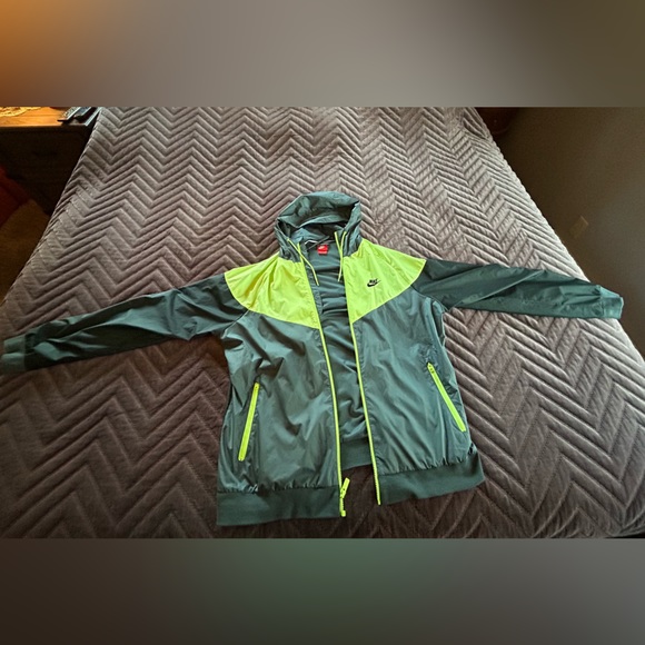 Nike Other - Men’s Nike windbreaker zip-up